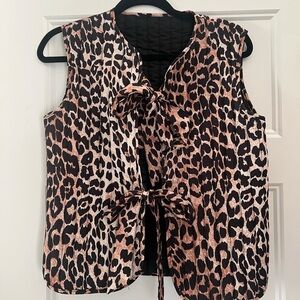 Leopard Print Sleeveless Vest